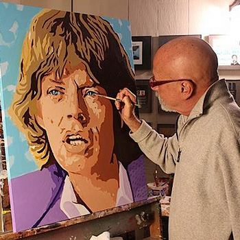Создатель логотипа Rolling Stones винит Мика Джаггера в смерти Лорен Скотт