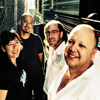 Pixies анонсировали первый альбом за 23 года