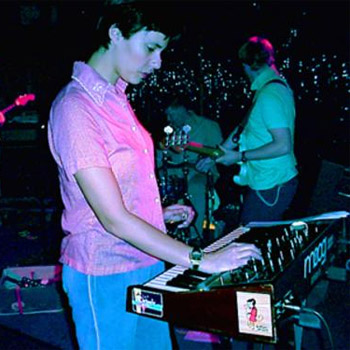 Stereolab планирует перевыпустить свои альбомы на виниле