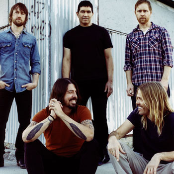 На новом альбоме Foo Fighters будут гости из восьми американских городов