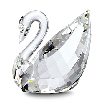 Swarovski отпраздновали сотрудничество с Viktor & Rolf в Каннах