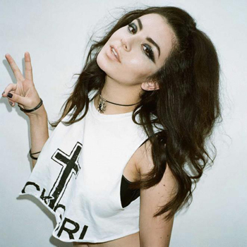 Charli XCX готовит «панк-альбом»