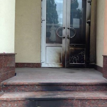 В Киеве подожгли офис «Русского радио»