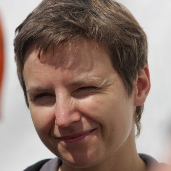 Светлана Сурганова поиграет в классики