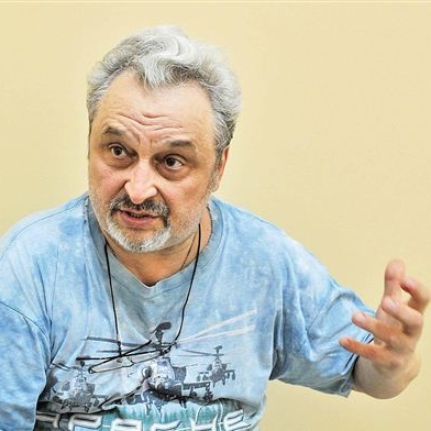 Юрий Александров хочет разместить «Крым» на Красной площади