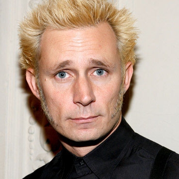 Басист Green Day станет продюсером фильма