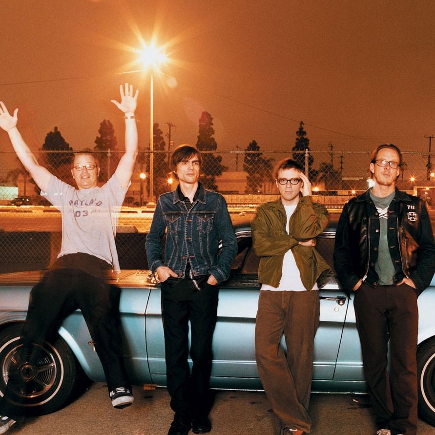 Weezer объявили дату выхода нового альбома