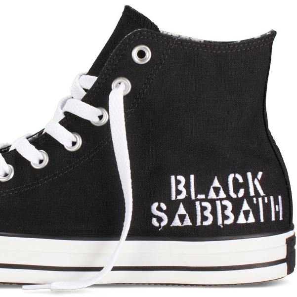 Black Sabbath попали на кеды