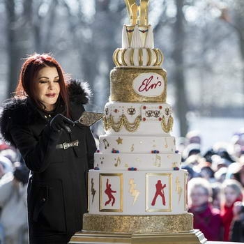 В Грейсленде отметили 80 лет со дня рождения Элвиса Пресли