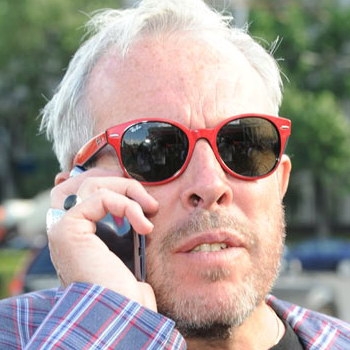 Андрей Макаревич купил квартиру в Израиле