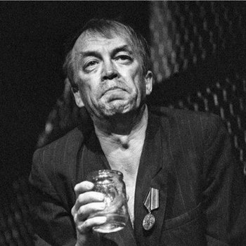 Скончался Рогволд Суховерко