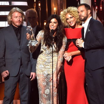 Крис Стэплтон и Little Big Town стали лучшим на Country Music Awards 2015