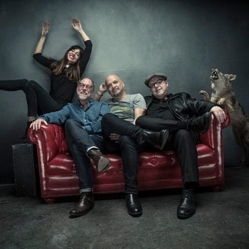 Pixies воспели продажную женщину (Видео)
