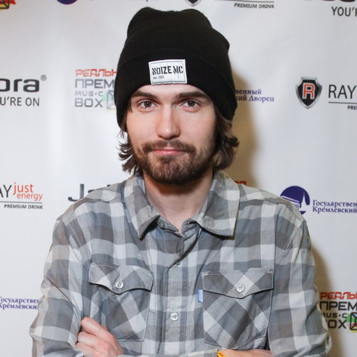 Noize MC записал аудиогид для выставки Гарри Бенсона