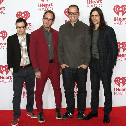 Weezer выпустят гитарный альбом (Видео)