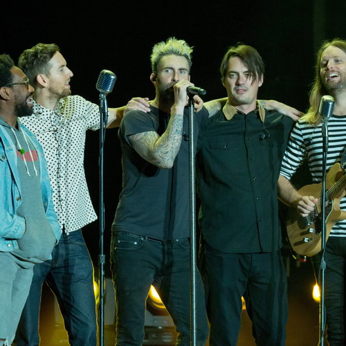 Maroon 5 поделились воспоминаниями (Слушать)