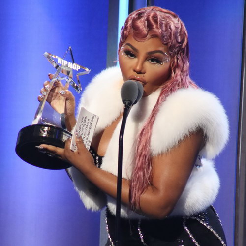 Карди Би и Трэвис Скотт получили BET Hip Hop Awards 2019
