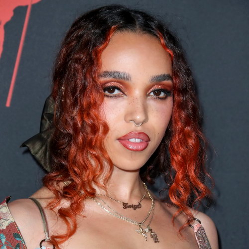 FKA Twigs выпустила душеспасительный альбом (Слушать)
