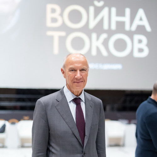 Дух конкуренции: фильм «Война токов» показали и обсудили в «Сколково»