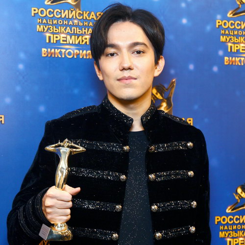 Премия «Виктория-2019» провозгласила триумф Zivert и Димаша Кудайбергена