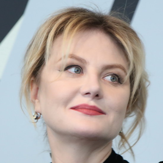 Рената Литвинова попала под машину в день рождения