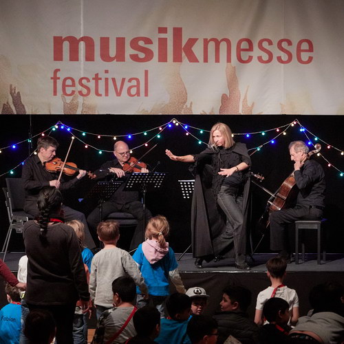Юбилейная выставка Musikmesse сведёт на одной сцене Дона Эйри и Берни Марсдена