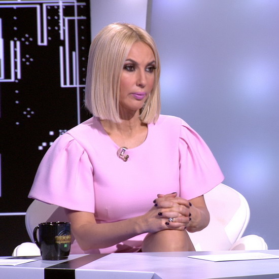 Лера Кудрявцева рассказала о реакции мужа на ее новую грудь
