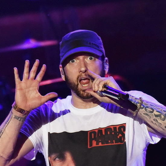 «Rap God» Эминема преодолел отметку в 1 млрд просмотров на YouTube (Видео)