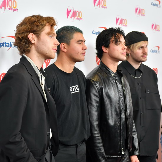 5 Seconds of Summer поделились «самыми честными версиями себя» в новом альбоме (Слушать)