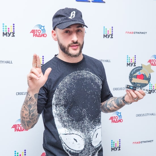 Леван Горозия призвал идти к мечте в клипе «Никто кроме нас» (Видео)
