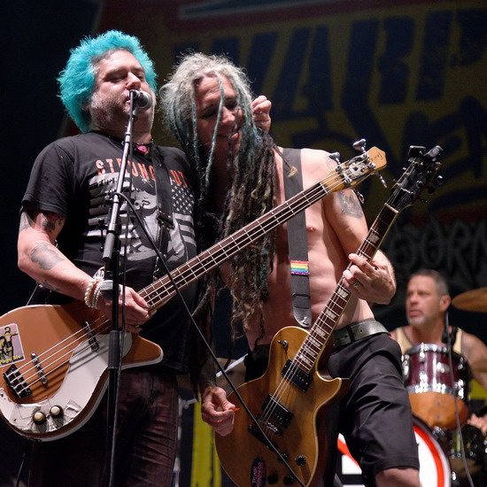Концерт NOFX перенесён на год и пять дней