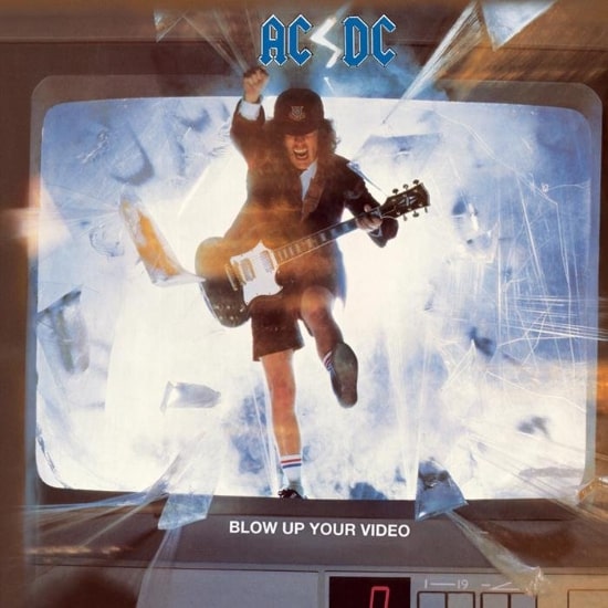 AC/DC сделают пазлы из четырех обложек альбома