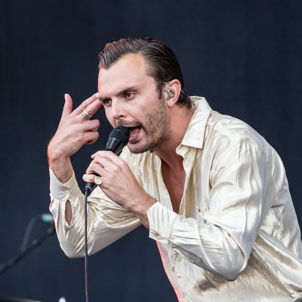 Hurts привезут в Россию новый «Faith»