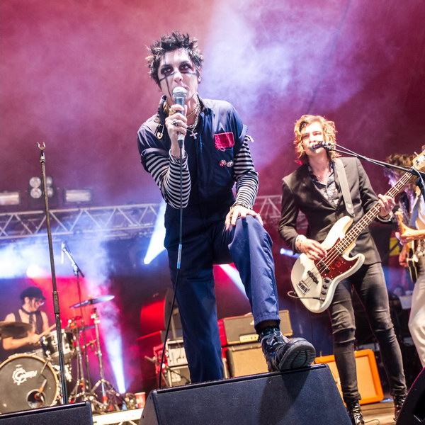 Первый российский концерт Palaye Royale перенесён на сентябрь