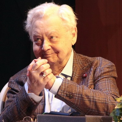 Первый канал покажет документальный фильм про Олега Табакова к его 85-летию