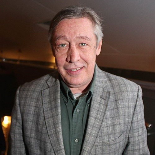 Михаил Ефремов госпитализирован