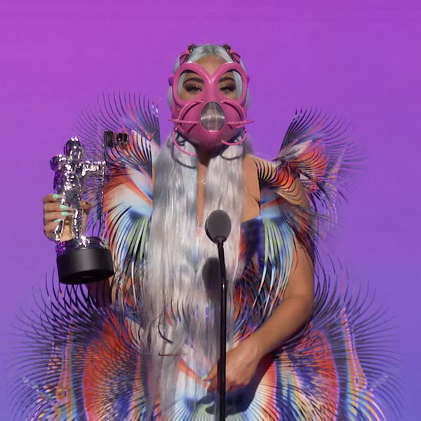 Леди Гага получила пять наград MTV VMA