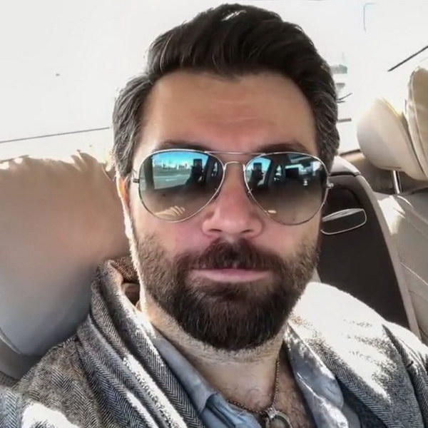 Алексей Чумаков рассказал о скандале с Первым каналом и встрече с призраком в «Алена, блин!» (Видео)