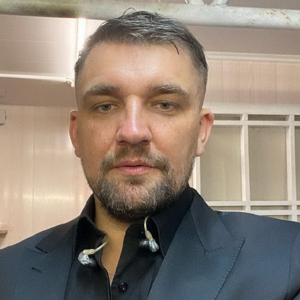 Баста потерял отца