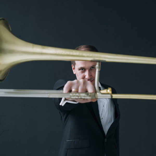 Sergey Dolzhenkov Quintet представит свой дебютный альбом с Игорем Бутманом