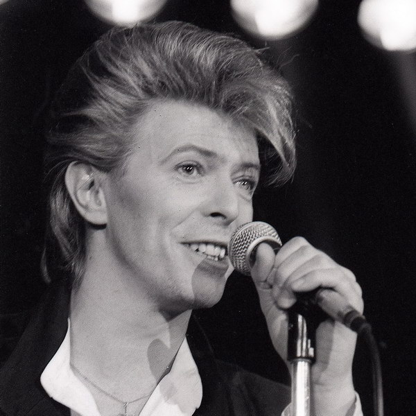Наследники Дэвида Боуи и Duran Duran отметили день рождения музыканта (Видео, Слушать)