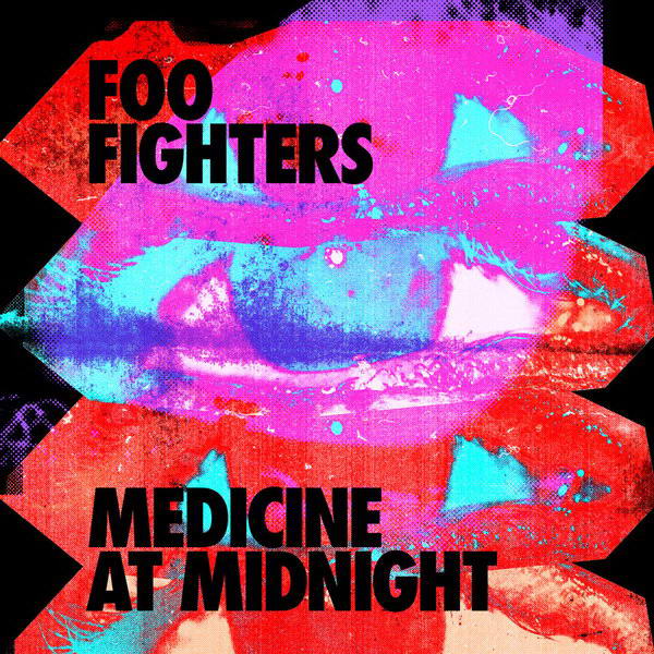 Foo Fighters спели об ожидании войны (Видео)