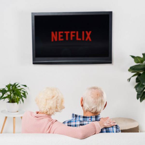 Nielsen будет измерять количество кинотеатральную аудиторию на стриминговых сервисах