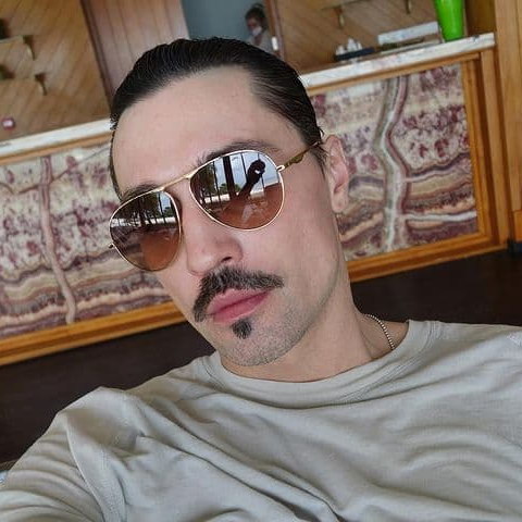 Дима Билан насладился глэмпингом