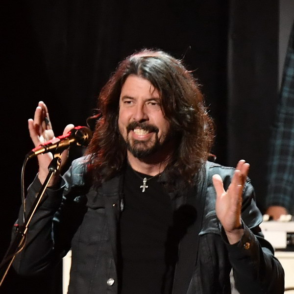 Foo Fighters отметят выход альбома запуском собственной радиостанции