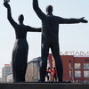 «Звери» выпустили «Мечтаем» с обложкой из памятника Ленину