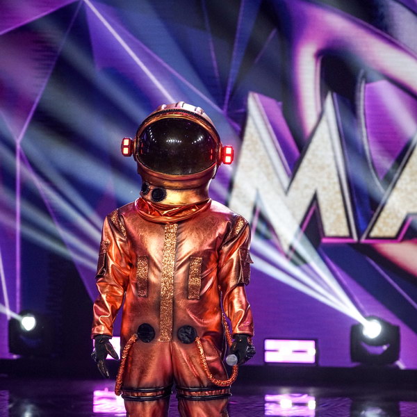 Тыква и Космонавт станут специальными гостями полуфинала шоу «Маска»